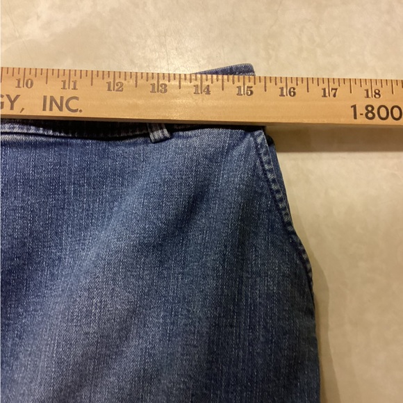 TALBOTS Denim Mini Skirt Back Pleat Side Pockets Sz 4 - Picture 7 of 9